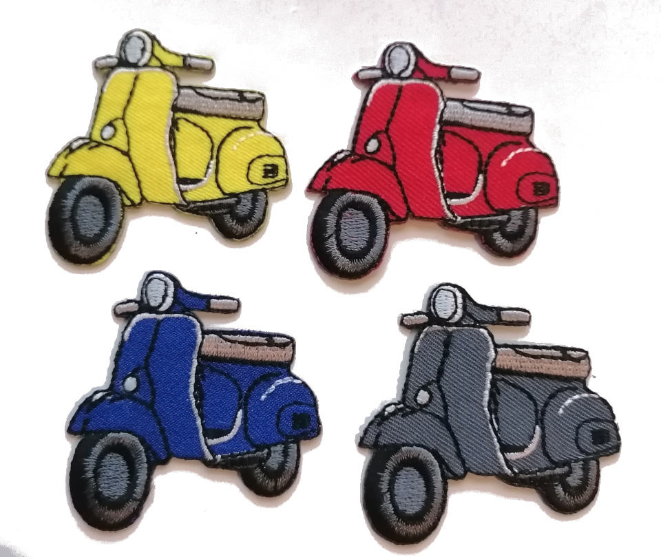 Art.60262/VE Assortimento motivi ricamati Vespa